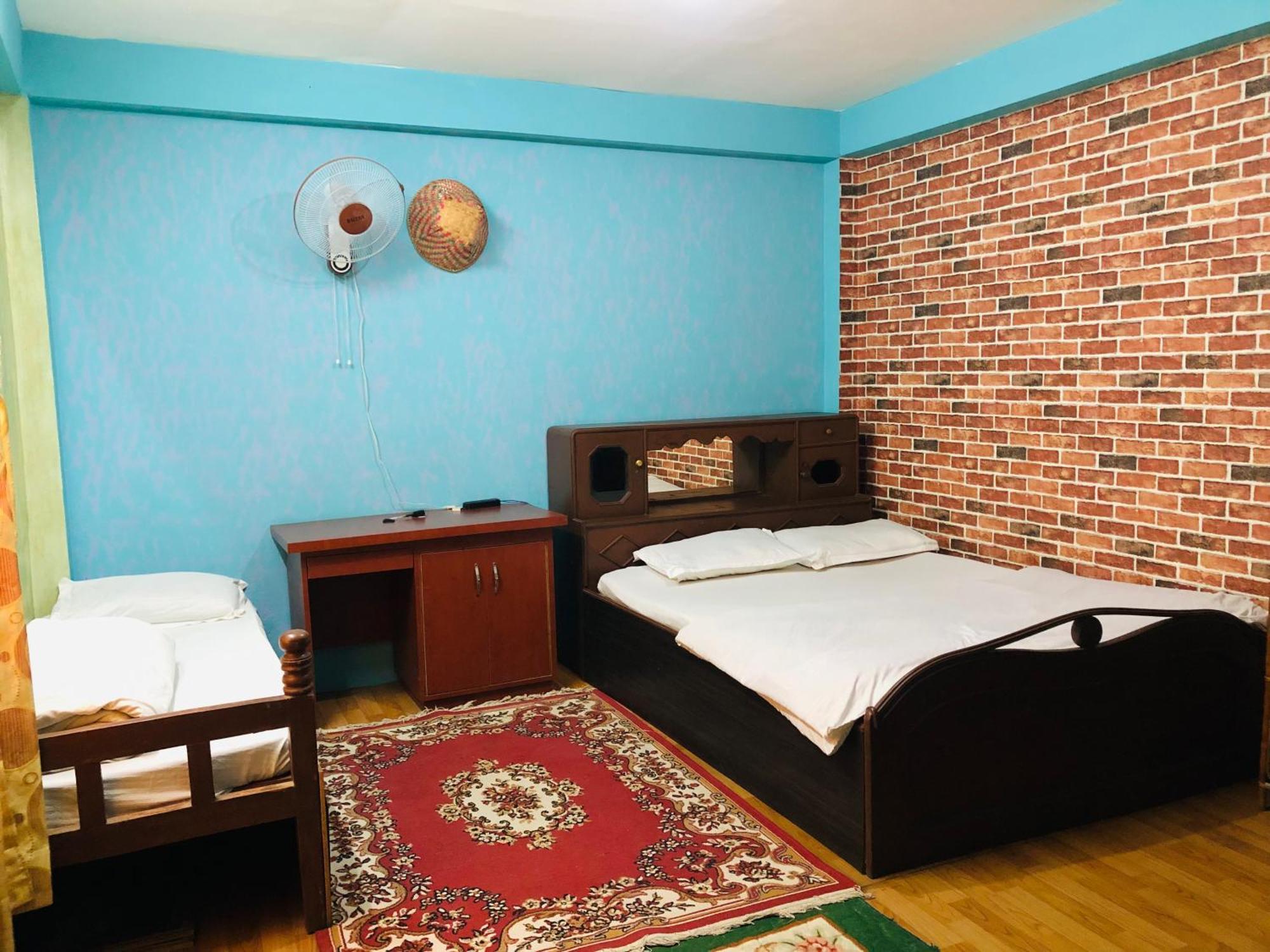 Sara'S Backpackers Hotel Катманду Экстерьер фото