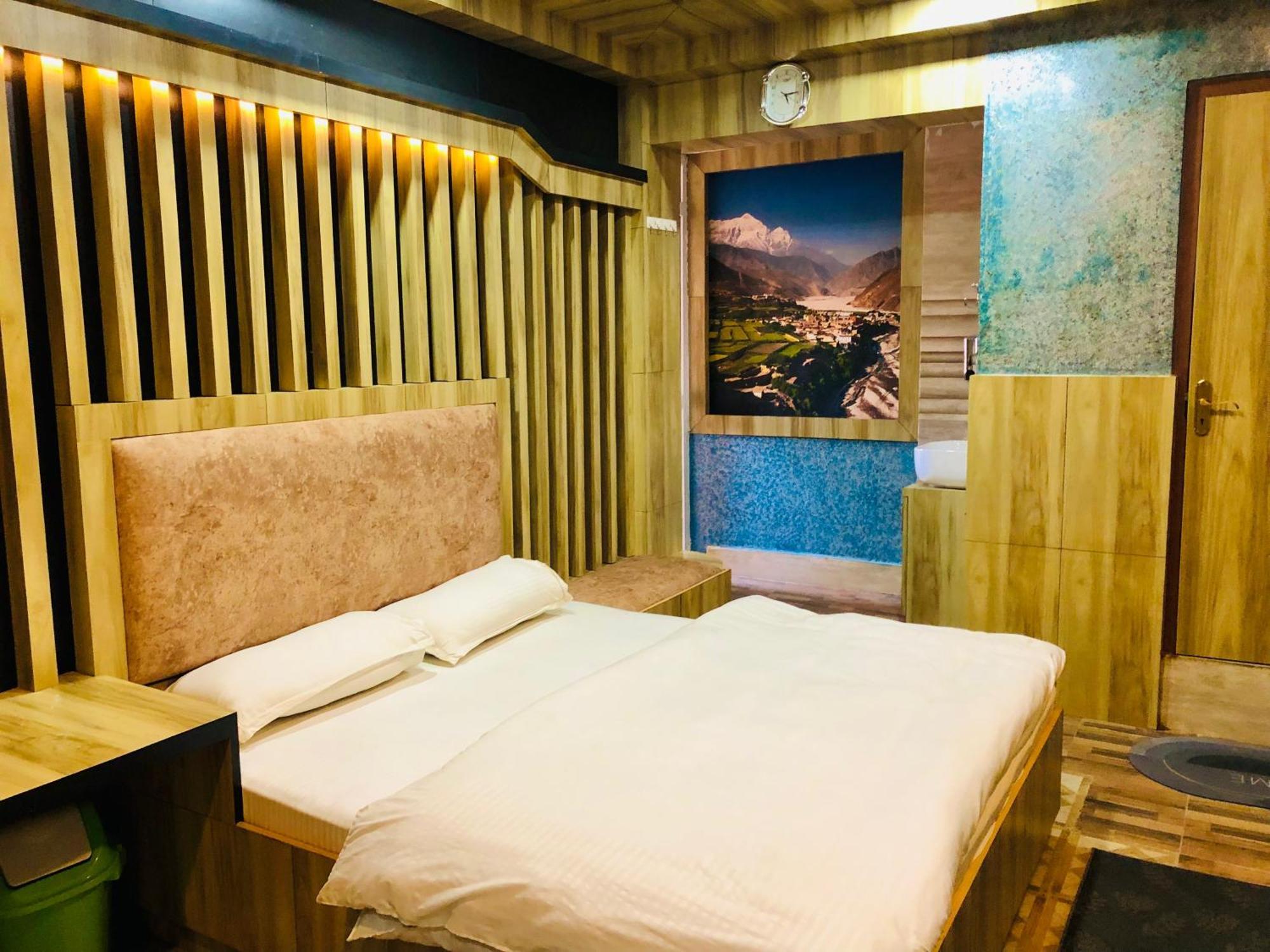 Sara'S Backpackers Hotel Катманду Экстерьер фото